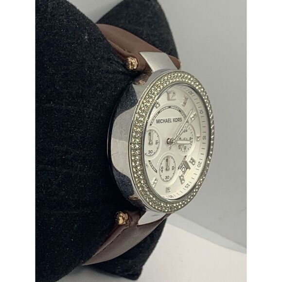 Michael Kors MK5353 Women's Brown Leather Analog Silver Dial Quartz Watch RU323 - Picture 4 of 11